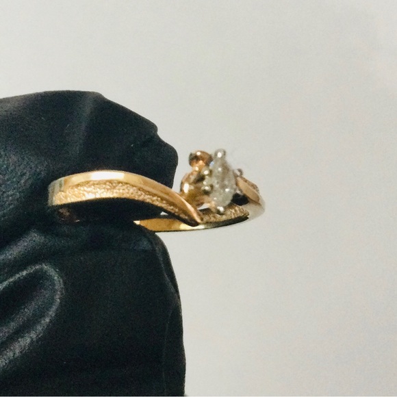 14K Yellow Gold Diamond Ring Marquise Cut NEW - Picture 3 of 9